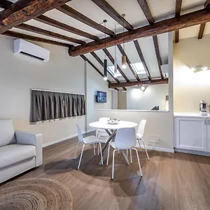 Apartment Garibaldi Luxury, Prato (Prato)
