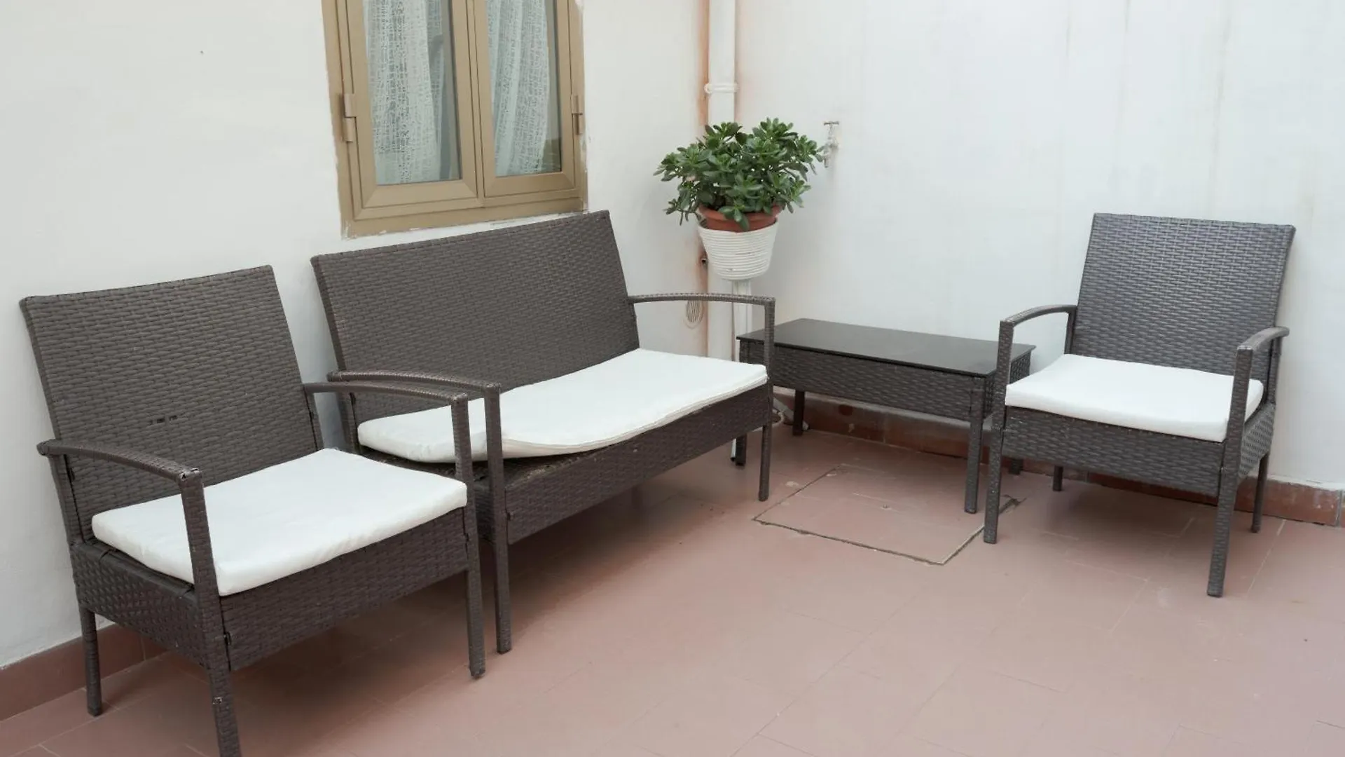 Apartment Appartamento La Chicca Prato